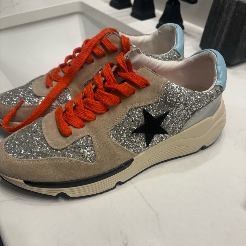 Oasis Society Glitter Sneakers size 9